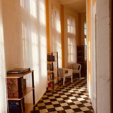 Chateau * Douzens